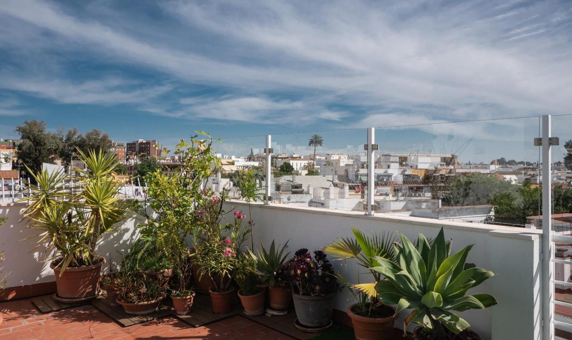 Hotel Plaza Santa Lucia Seville Exterior photo